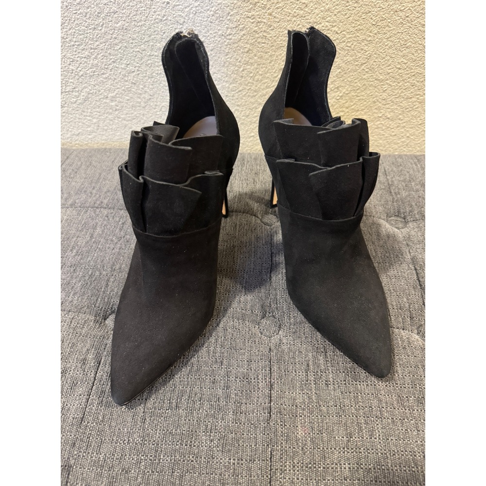 Pour La Victoire Cedraks Black Suede Ruffle Pointed Toe Stiletto Booties Size 9 - Picture 3 of 10